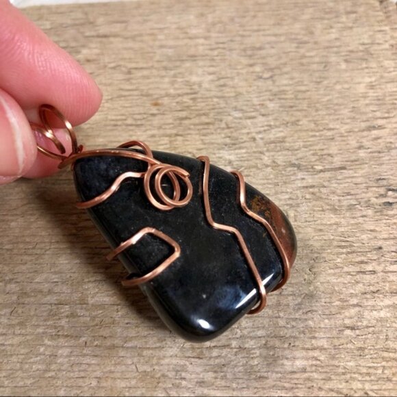 Black Chalcedony Agate Necklace Pendant - Picture 2 of 5